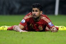 Sedang Galak, Spanyol...