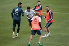 Timnas Argentina Belum...