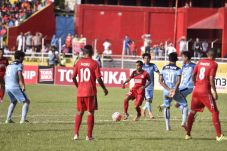 Persela vs Semen Padang:...