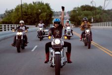 Demi Keselamatan, California...
