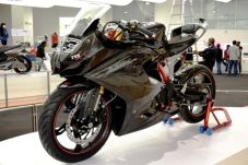 Pesaing Kawasaki Ninja...