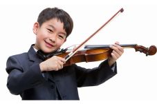 Belajar Musik dan Menari...