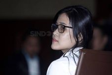 Bacakan Pledoi, Jessica...