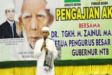 Gubernur NTB Diminta...