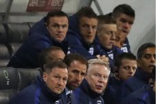 Tanpa Rooney, Inggris...