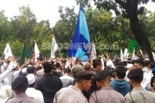 Tiba di Balai Kota,...