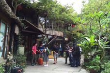 Menjelajah Kampung Tradisional...