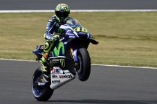 Valentino Rossi Rebut...