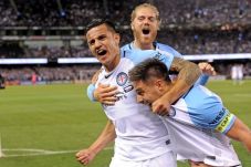 Intip Gol Tim Cahill...