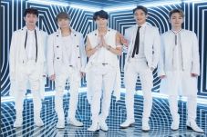 November, SHINEE Minta...