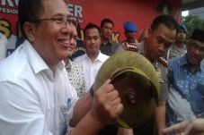 Polisi Bekuk Penjual...