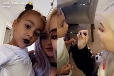 North West Lucu dengan...