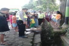 Pemulung Temukan Mayat...