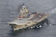 Armada Kapal Induk Rusia...