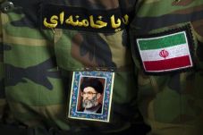 Iran Tolak Bebaskan...