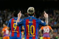 Cetak Hattrick, Messi...