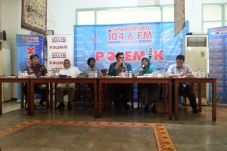 Jokowi-JK Diminta Buktikan...