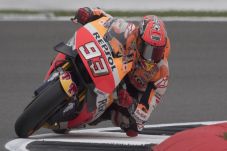 Hasil FP3: Marquez Tercepat,...