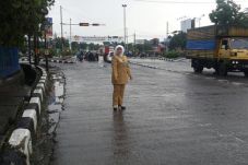 Bandung Dilanda Banjir,...