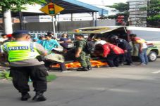Coba Salip Truk Pakai...