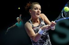 Kejutan, Radwanska Takluk...