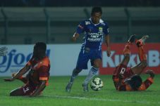 Momentum Del Piero Rebut...