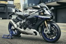 Yamaha YZF-R1 Sabet...