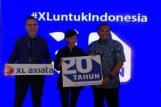XL Sambut Kompetisi...