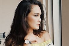 Berlibur, Luna Maya...