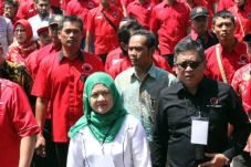 PDIP Gembleng Tim Pemenangan...