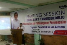 Hary Tanoesoedibjo Berbagi...