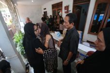 Moch Sidik, Ayah Menlu...