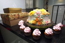 Manisnya Cupcake Berhiaskan...