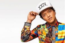 Kesan Pertama, Bruno...