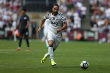Gonzalo Higuain Siap...