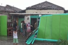 Angin Puting Beliung...