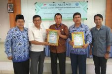 Musuh Nyata, Kecamatan...