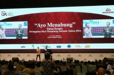 Giring Nidji Ajari Jokowi...