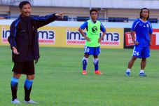 Persib Tanpa Hariono?...