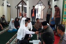 Pengantin Pria Terjerat...
