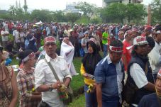 Tolak UWTO Melayu Melawan...