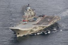 Armada Kapal Induk Rusia...