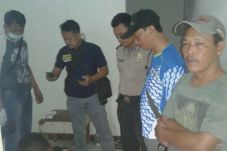 Numpang Tidur di Kontrakan...