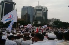 Pengunjuk Rasa Kebingungan...