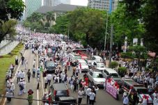 Demo Bela Islam, PKL...