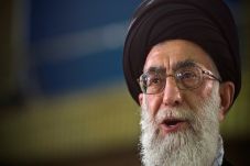 Khamenei: AS Pendusta,...