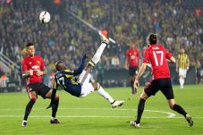 Babak I: Gol Sensasional...