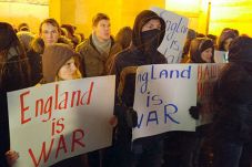 Giliran Demonstran Rusia...