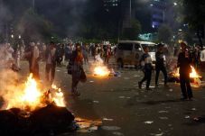 Tuding Tanpa Bukti,...