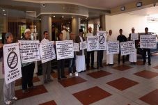 Puluhan Ormas Islam...
